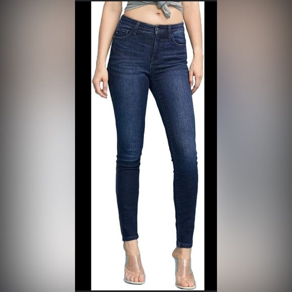 Judy Blue Denim - Judy Blue Los Angeles sz 9/29 Skinny Fit Mid Rise Thermal Denim Dark wash jeans